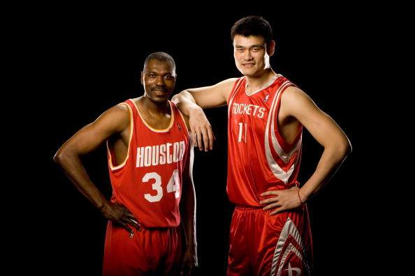 5位NBA历史中锋排位：11冠拉塞尔真猛？张伯伦30+数据谁顶得住