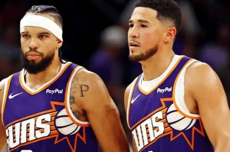 NBA今夜3场战报：布克33分助太阳苦虐步行者，老鹰四连胜，猛龙斩骑士夺东六