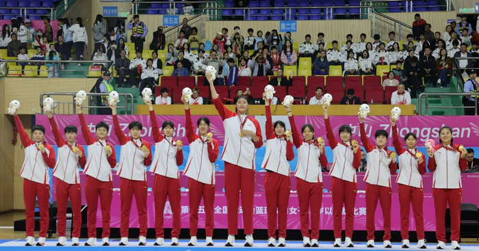 96-73！U18全运决赛变独角戏，张子宇C位比NBA替补还霸