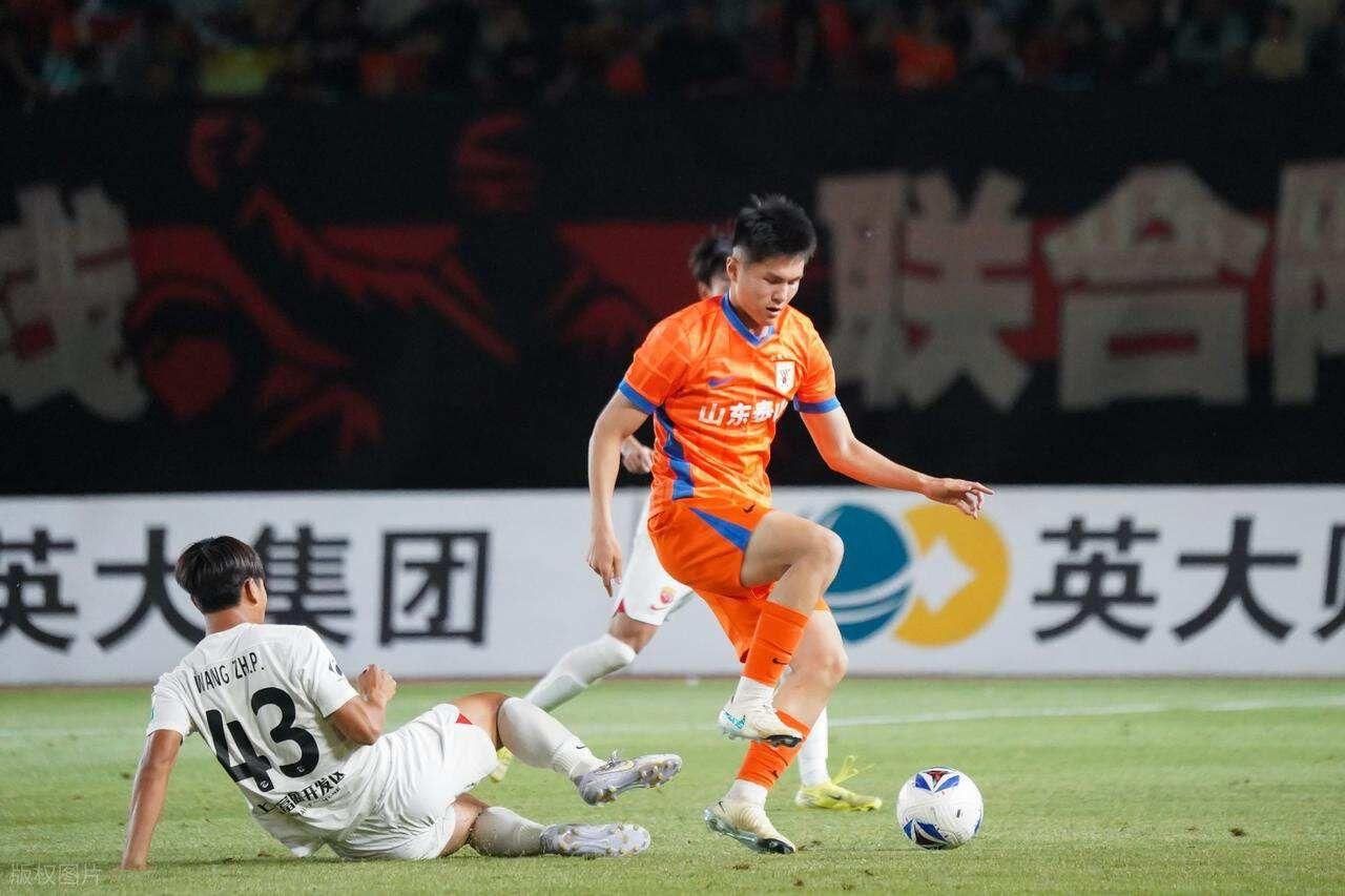 泰山2将或首发，韩鹏中超轮换像英超换帅戏码？