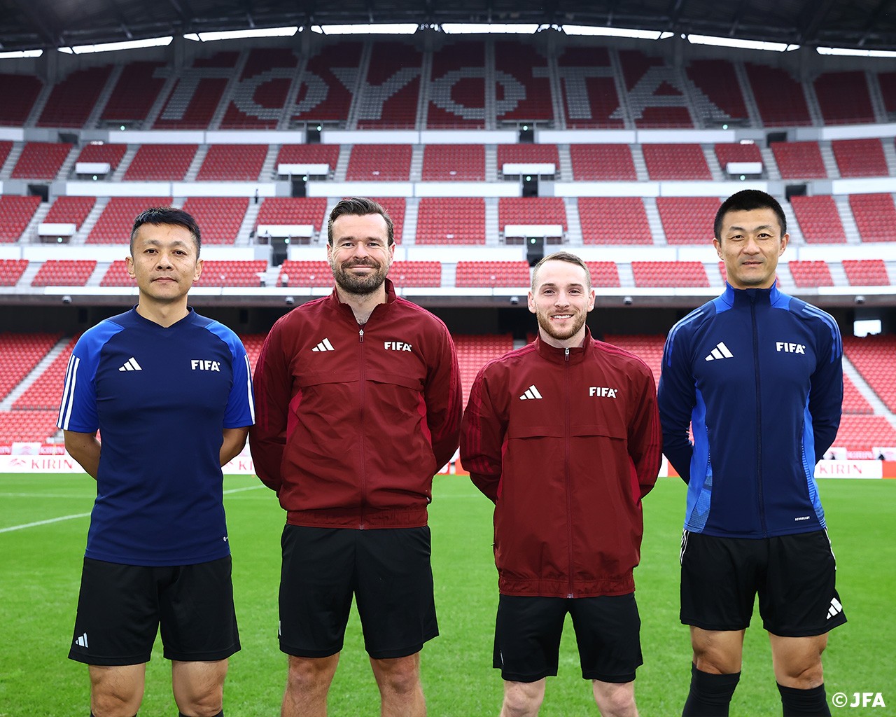 日本vs加纳裁判名单：2名中国裁判傅明坐镇，比英超争执还刺激？