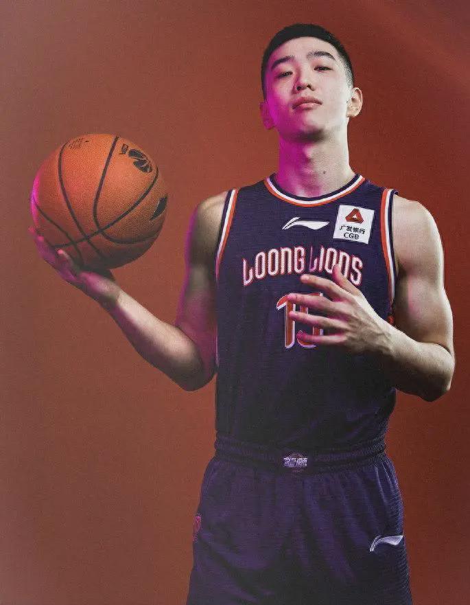 广东全运半决赛22分大胜辽篮，CBA版的NBA级地震