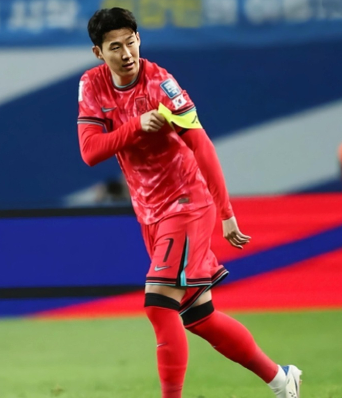 韩国2-0胜玻利维亚：像英超强队却没欧冠那股狠劲的压迫感