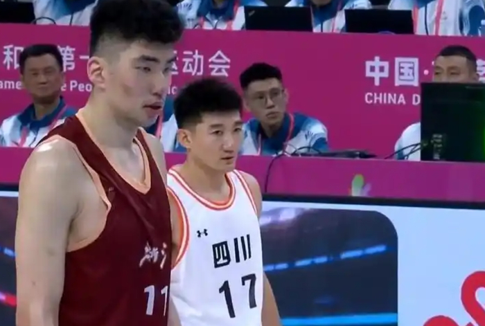 38分钟都能把浙江掏空？余嘉豪回西班牙为毕巴铺路，NBA梦还能扛几场西乙