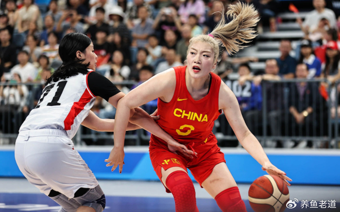 李梦两战46分，四川144-71大胜，国家队话题比英超戏码还热闹