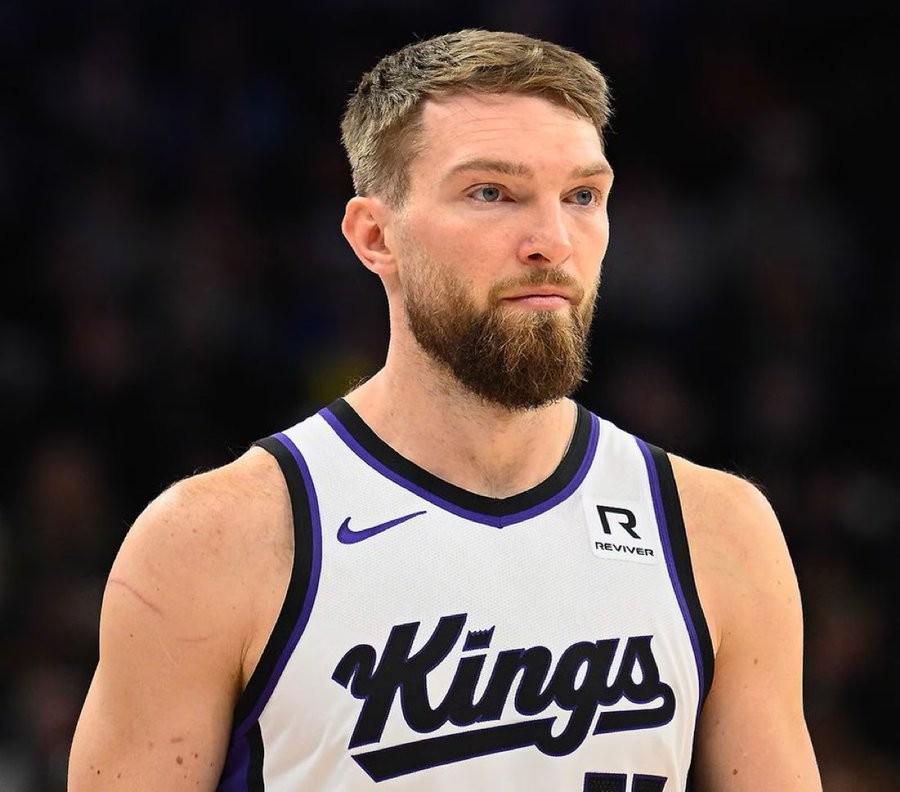 萨博尼斯抢眼，扎克·拉文没影儿，NBA交易市场上国王队差距比天差地别还大