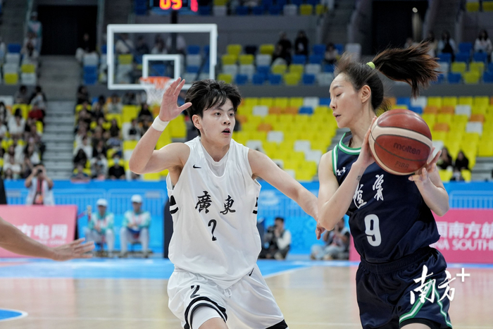 108:48大胜！广东队像WNBA训练营，辽宁队被当成练习生