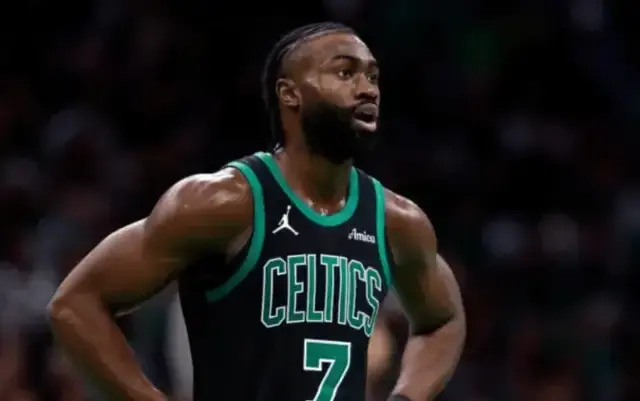 136-107！凯尔特人NBA这场大开杀戒，杰伦布朗35分把奇才打回训练营