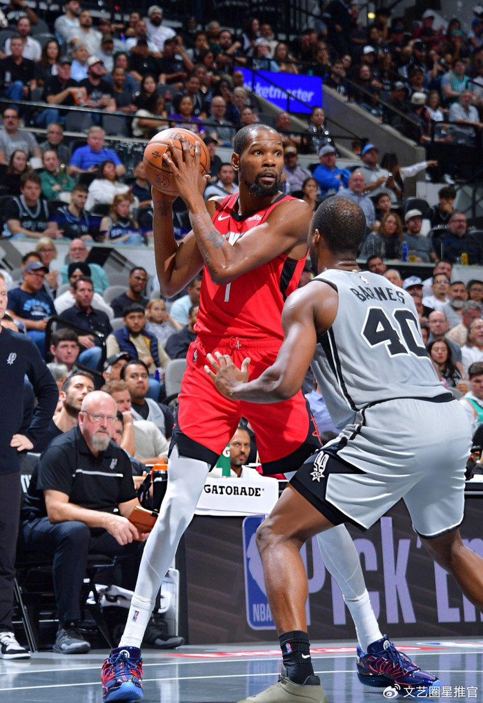 121-110：火箭5连胜终结，NBA里凯文·杜兰特24分也挡不住八次失误