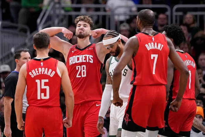 火箭7胜3负净效+11，NBA常规赛被预测55胜27负，我笑了