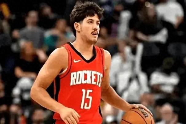 122-115！火箭在NBA客场逆转雄鹿队，谢泼德29分钟摇晃全场