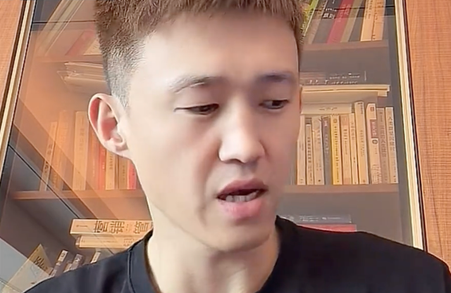 36岁周鹏直播说易建联：一句话点燃cba情怀，NBA也回味