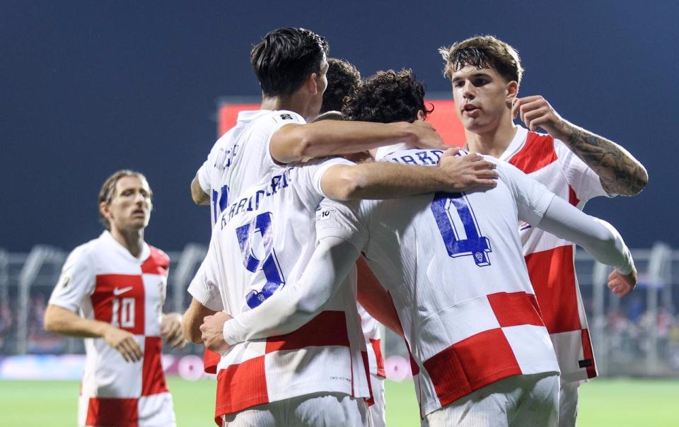 克罗地亚3-1逆转提前出线成第30队，英超式戏码里德国荷兰也在演