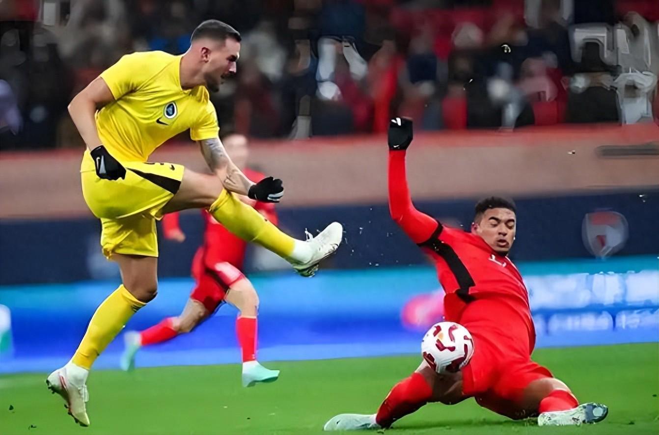 国安只留1外援？法比奥·卢比斯撑起欧冠联赛阶段，还能靠谁