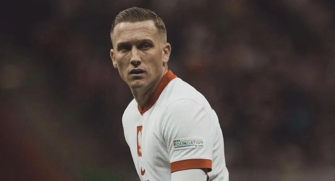 1纸合约换不来新东家：王钰栋签约欧经纪，明年夏天才是真正出海的考验，中超能撑住吗？