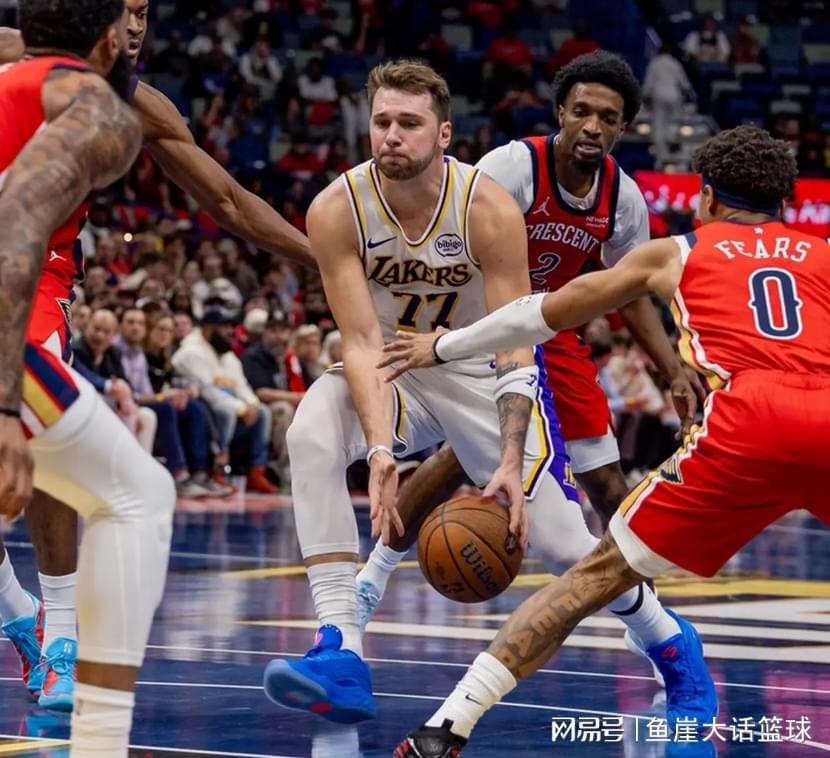 118-104？NBA杯湖人赢球但问题暴露，谁来管这堆失误（老詹回归冲击）