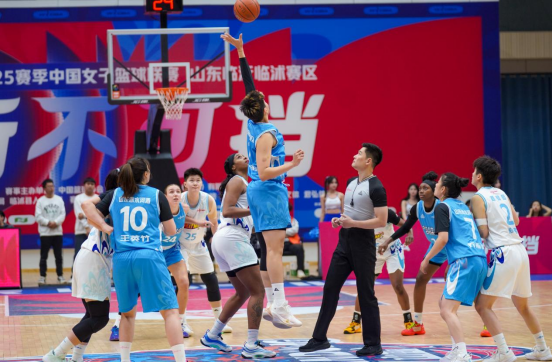 连续2年承办，wcba山东女篮换帅侯冰能搞定年轻球员吗