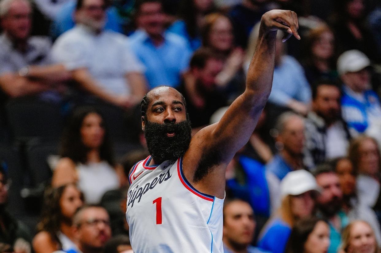 杯赛日三场猛料：2次加时秀疯了，火箭队羞辱开拓者，湖人拿东契奇当救命稻草？（NBA）