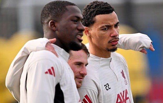 11月17日1:00对阵阿塞拜疆，英超嗅觉：科纳特和利物浦续约这档子事还要拖多久？