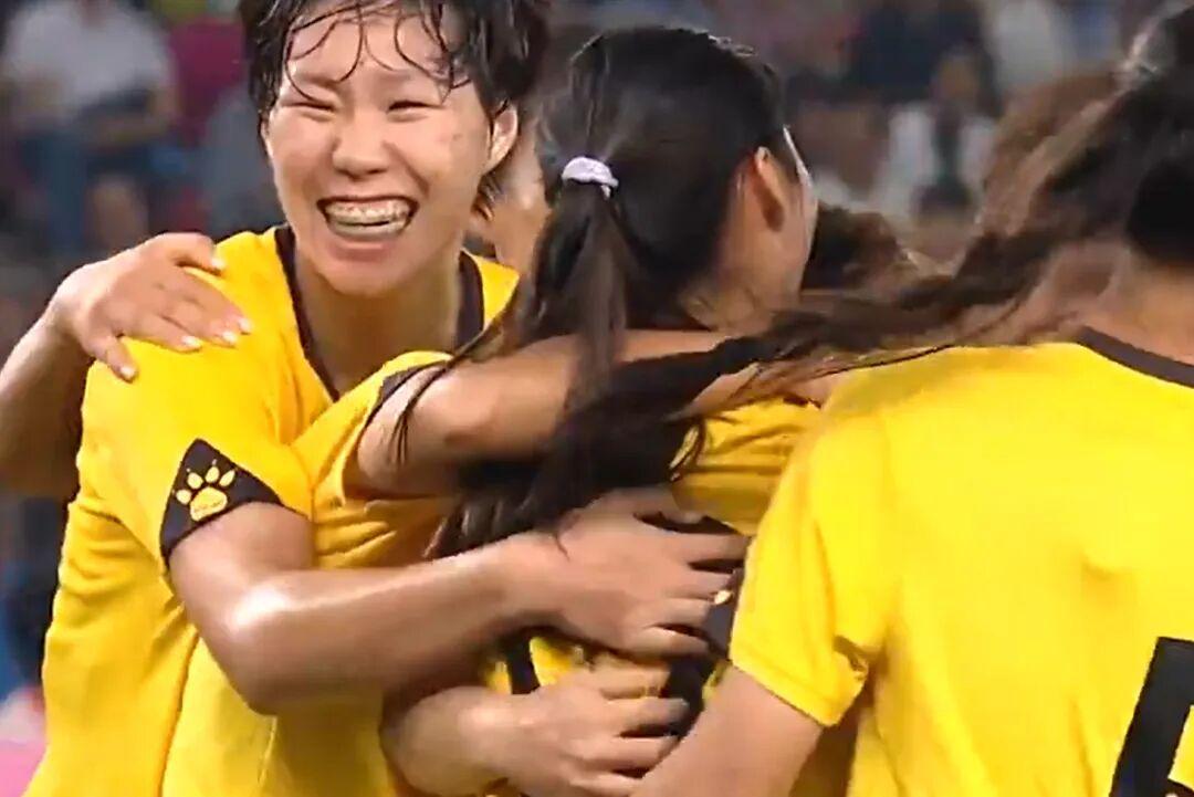 江苏队1球绝杀拿下全运会女足冠军，邵子钦真是把对手逼疯了