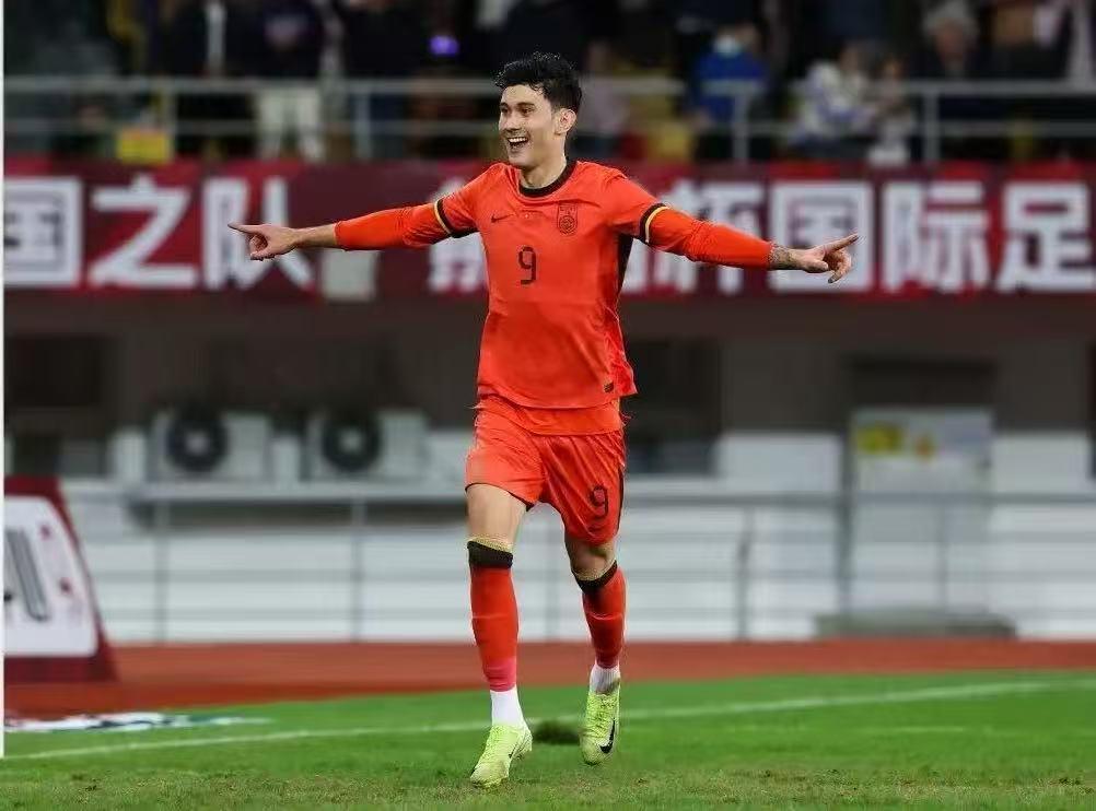 拜合拉木2球包办国青队胜利，俱乐部0球尴尬比英超欧冠联赛阶段还刺眼