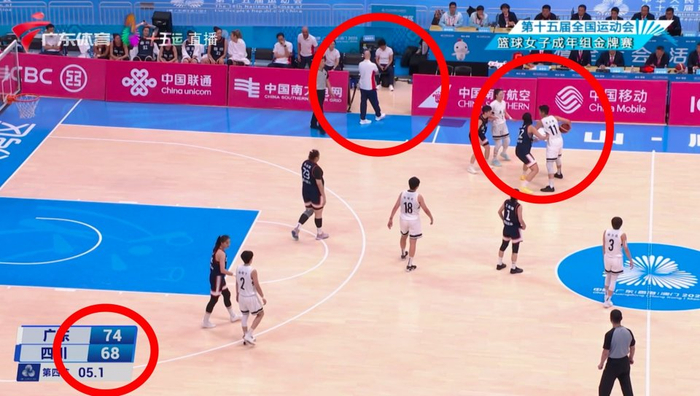 74-68终场尴尬瞬间：广东队夺冠，李梦带队致谢比英超还温情？