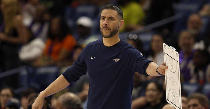 11月16日鹈鹕换帅：博雷戈点名13顺位新秀，NBA局面生变