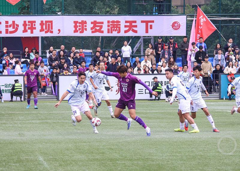 重庆城市足球超级联赛3-0：沙坪坝首胜，英超看到也笑了