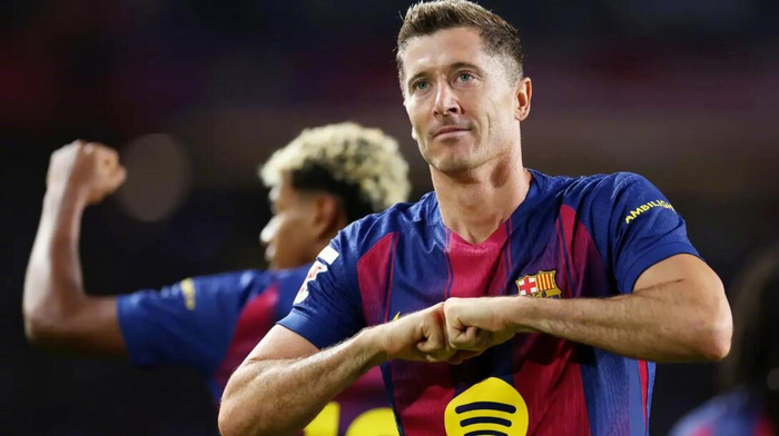 莱万38岁悬念：巴塞罗那苦撑到季末，AC米兰挪钱包？西甲意甲都在算账