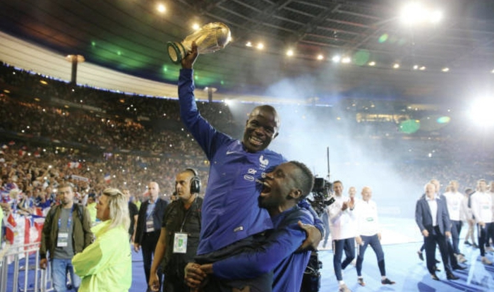 34岁坎特复出送助攻，法国4-0羞打乌克兰，德尚为世界杯名额在英超与沙特联间犯选择恐惧症