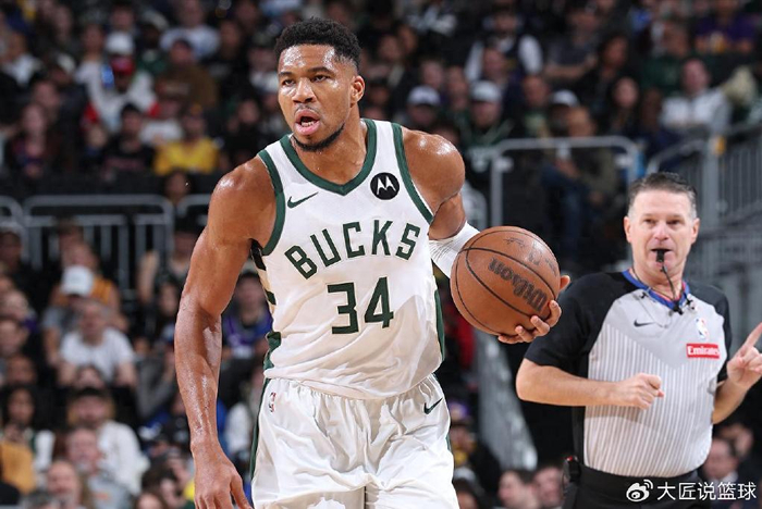 95-119被按在地上摩擦，吉安尼斯32+10+5只差1场就登顶NBA？雄鹿该清醒