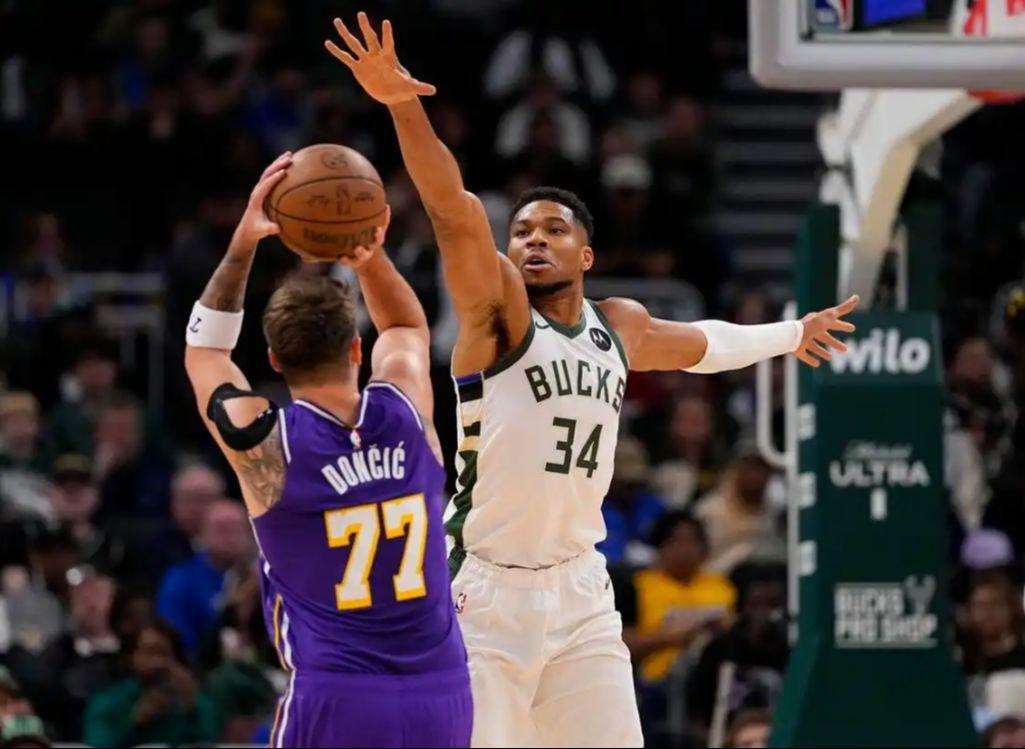 NBA：湖人119-95击溃雄鹿，5连客3胜2负到底算谁的锅