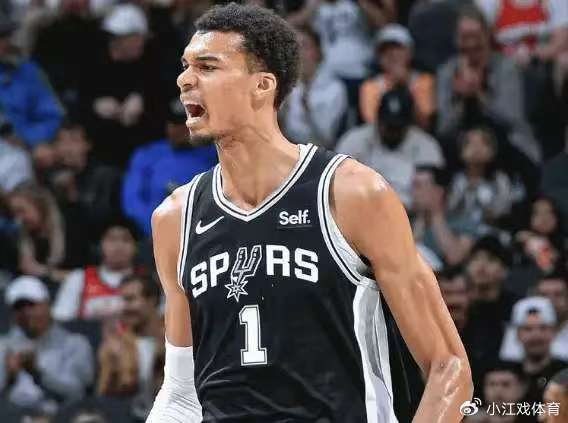 谢泼德三分50%命中率炸裂，火箭年轻潮水来临，NBA控卫新星真能吊打范乔丹？
