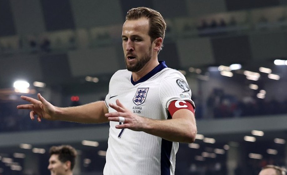 英格兰2-0阿尔巴尼亚，哈里-凯恩4场7球，英超射手还在