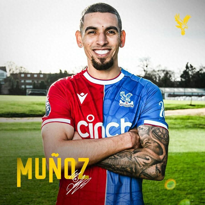 曼联翻新右边翼卫引爆英超战火，3500万水晶宫防守怪物与23岁纽卡潜力股双雄争霸