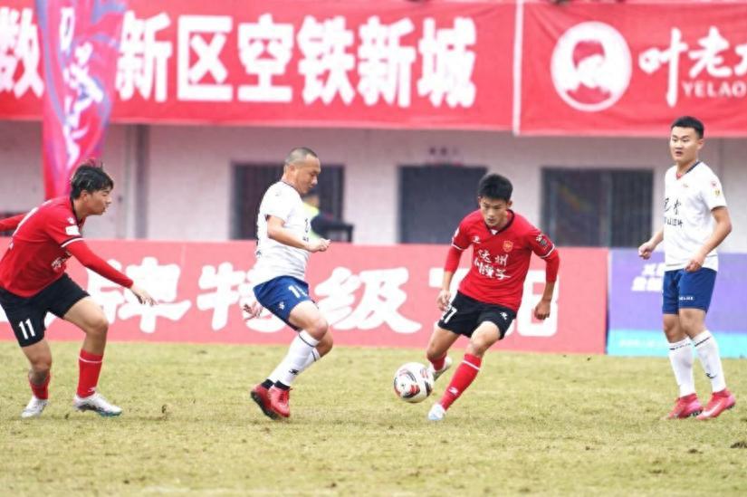 达州5:0轰杀挺进，川超出线名额像被谢紫靖一人抢走了？英超式狂潮还嫌不够