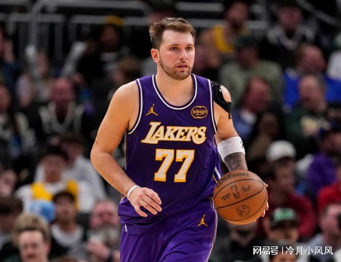 119-95大胜雄鹿队，东契奇41分造历史，NBA今晚话题太多