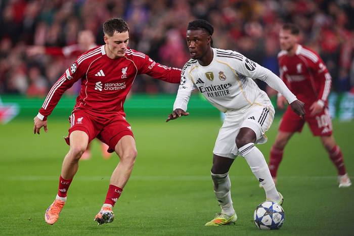 卡马文加9场起伏，皇马西甲中场告急？哈维·阿隆索还能等多久