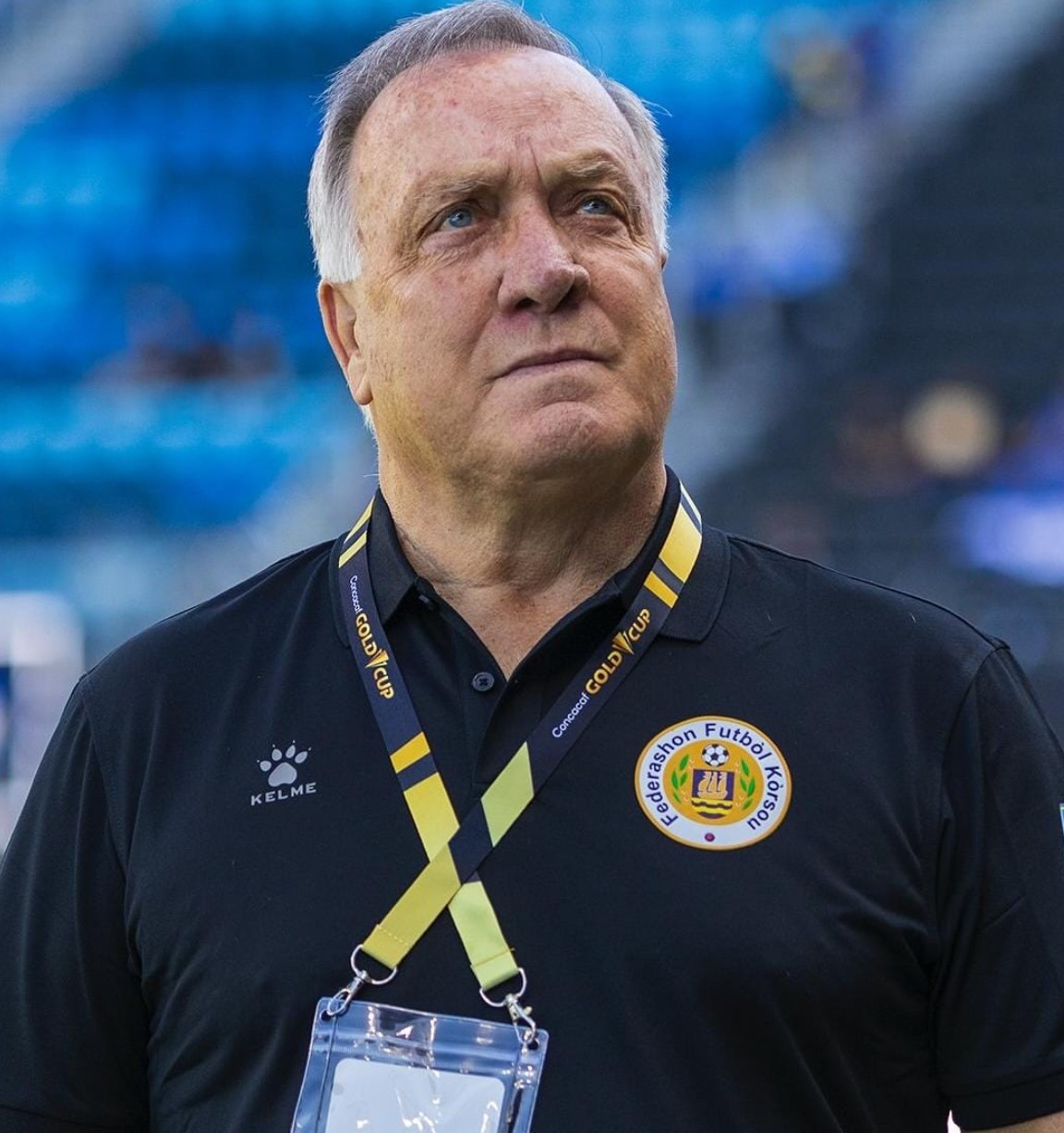 库拉索离世界杯只差1场平局，艾德沃卡特返荷，英超式稳健去哪了？