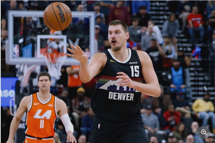 55分狂飙！约基奇带掘金10胜2负，NBA统治比英超称王还要嚣张