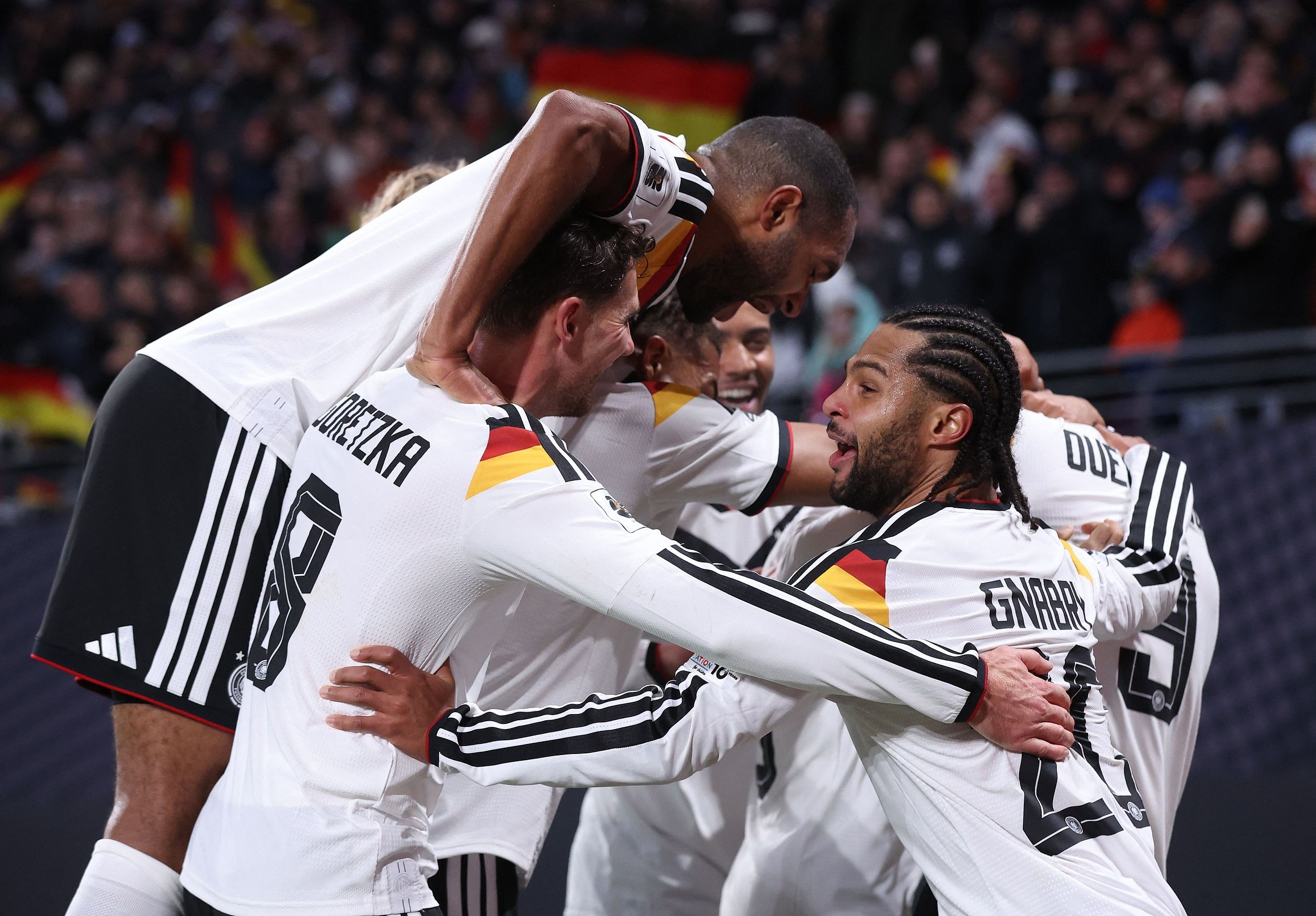 世界杯直通34席位敲定：德国6-0、荷兰4-0，欧冠英超球员赛场抢戏