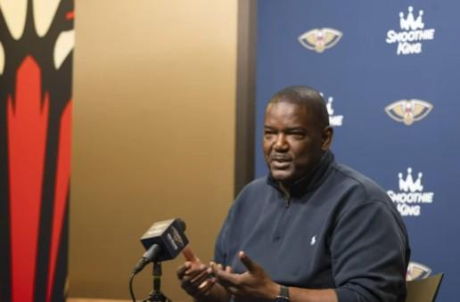 鹈鹕11负压垫底，0首轮选秀权压力大资本白送NBA西部又添笑柄