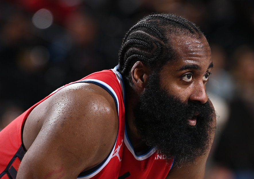 快船客场108-110惜败，哈登23投7也救不了，NBA老将体能是真命题