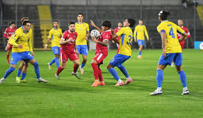 2025年11月18日 帕格特斯 vs 吉安纳