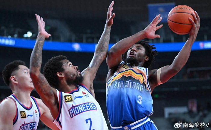 山西用10名外援换来四强，CBA省钱路线能赢得总冠军？