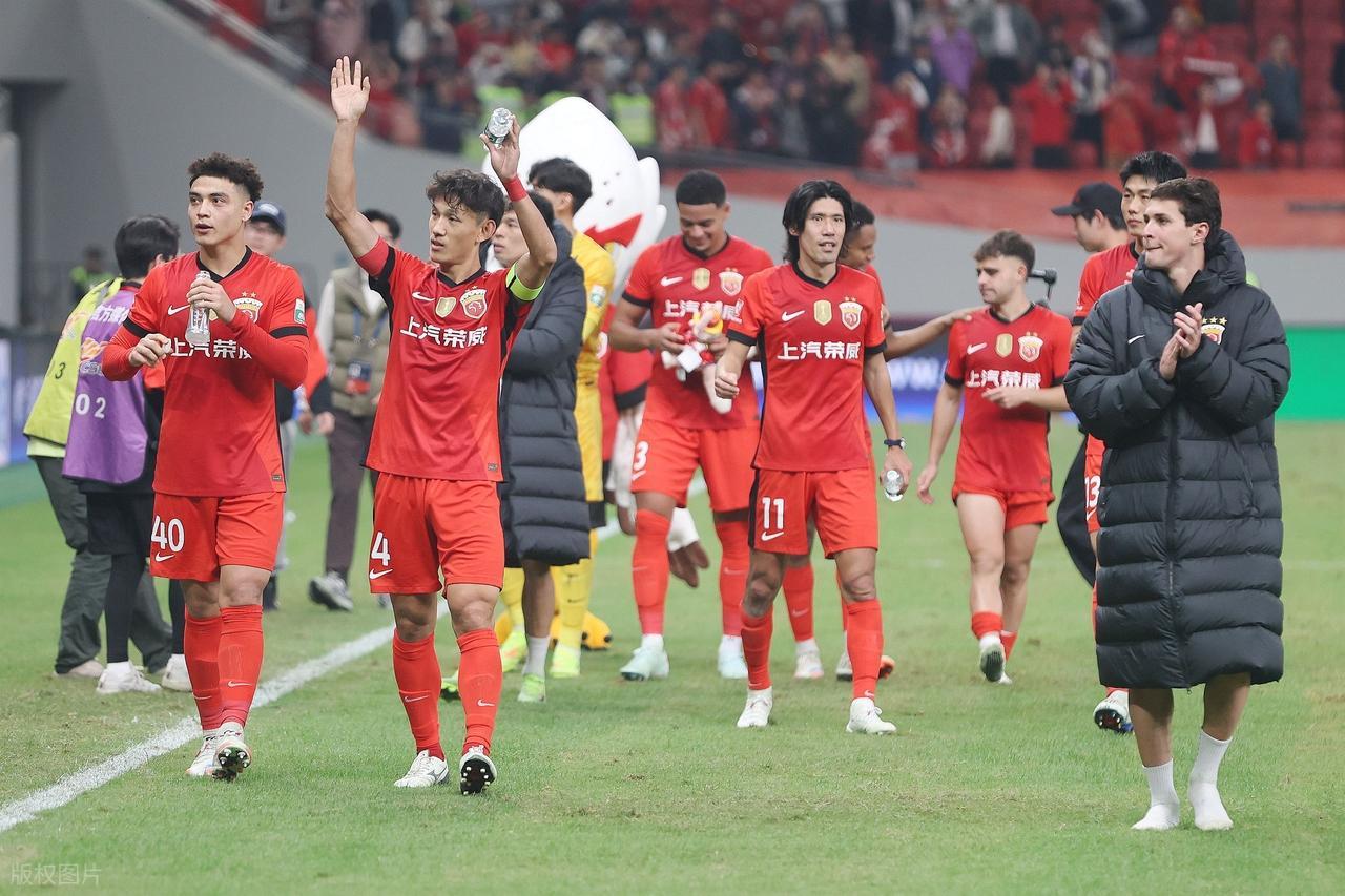 海港2+1阵容堪称豪华？但靠莱昂纳多受伤硬扛，欧冠联赛阶段梦魇正要开始