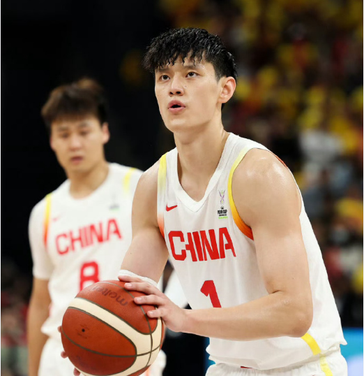 11月18日誓师：北京男篮喊曾凡博归来，NBA经历能换来CBA冠军吗？