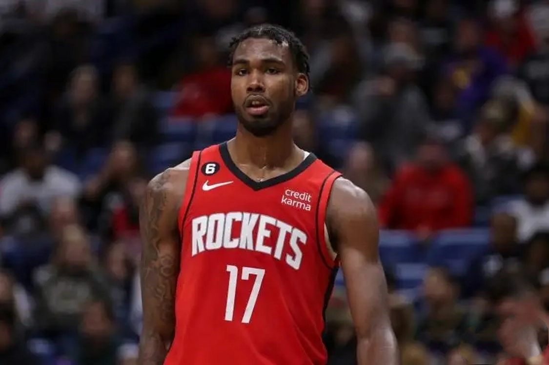 NBA休赛期火箭队6大难题：伊森续约遭遇伤病疑云，雄鹿队弃将泰勒-史密斯成关键补充