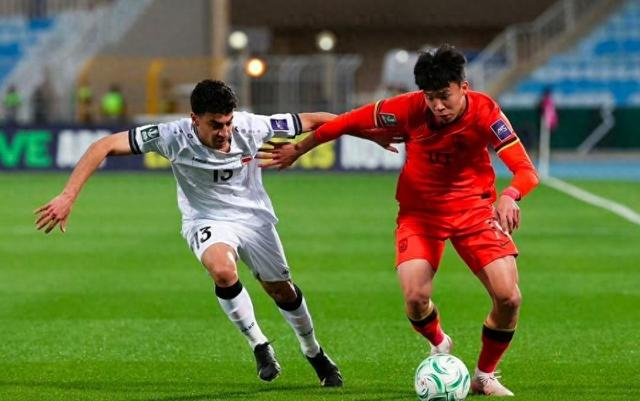 U23亚洲杯决赛：国足2-0负日本，王钰栋失误成焦点