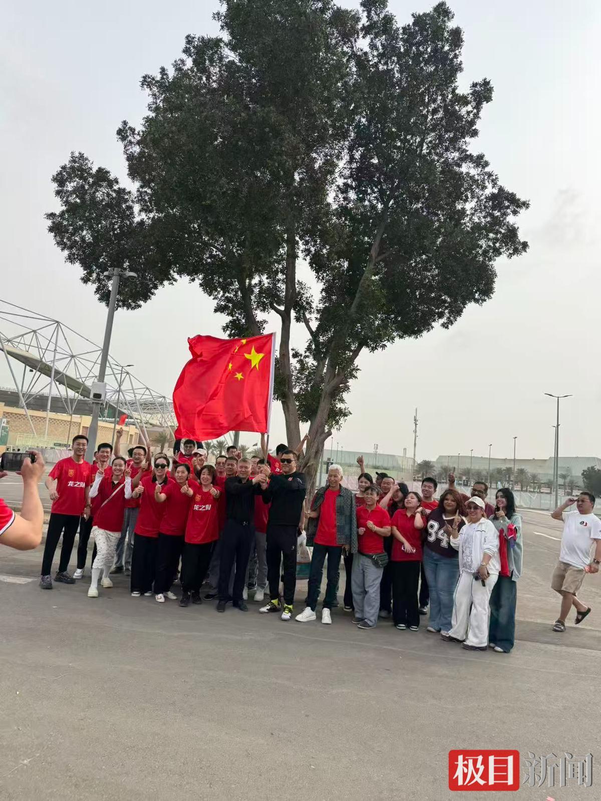 4:0惨败但热情不减，中国U23拼出新荣光现场见证的真实故事